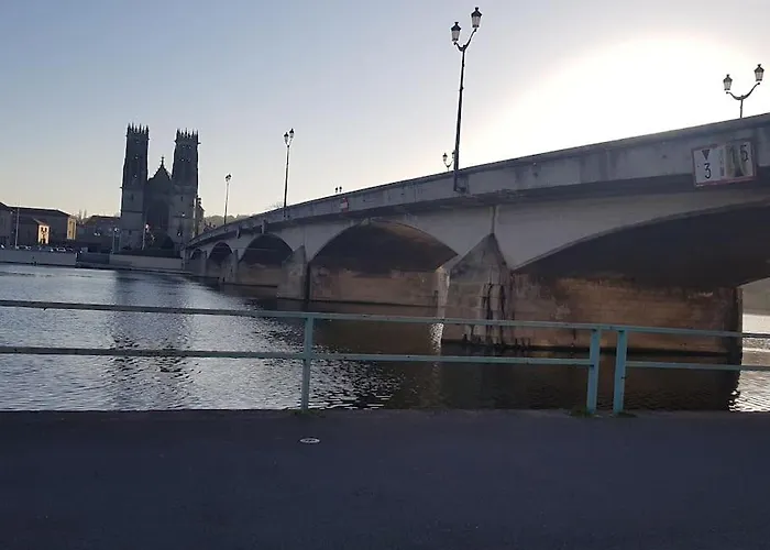 La Maison Pourrie Apartmán Pont-à-Mousson